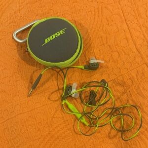 Bose Lime Green and Black Earphones with Case